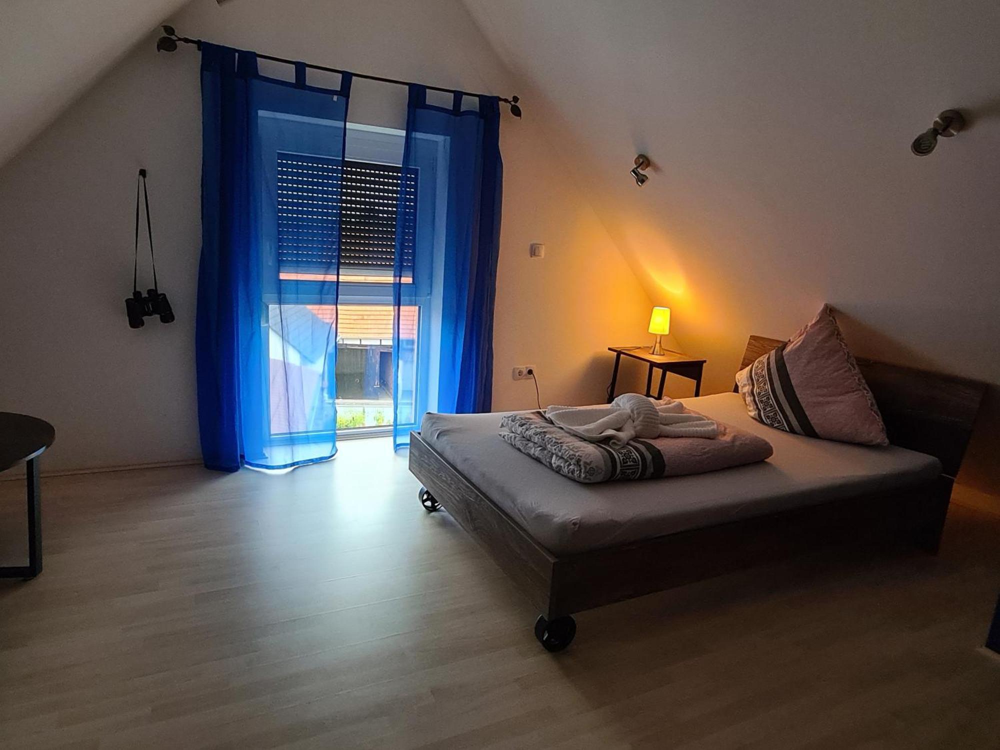Ferienwohnung Pflueger Mit Terrasse Lauda-Königshofen Buitenkant foto
